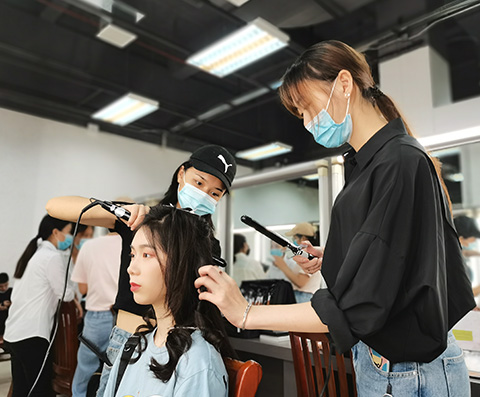 百美汇技能培训