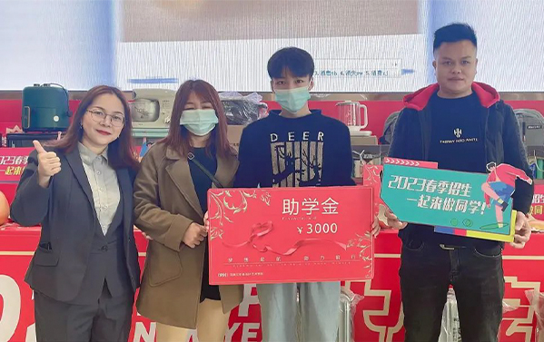 春招氛围浓厚，你心动了吗？期待与你成为同学！