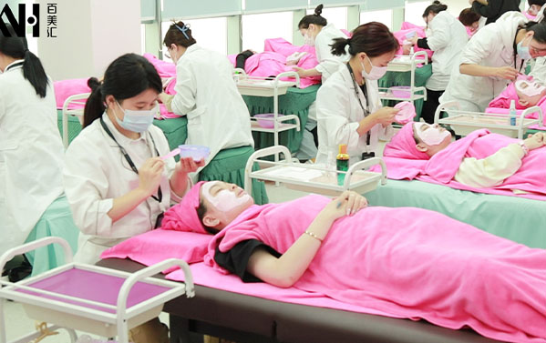 美容科普 | 敷面膜要牢记“6不要” 