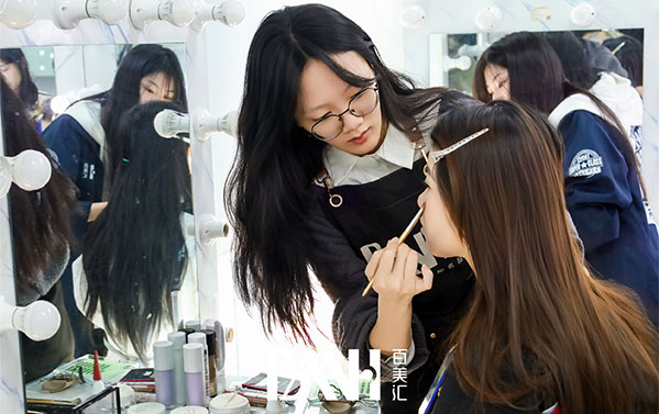 春季火热报名｜开春启新程，实地探校抢先机