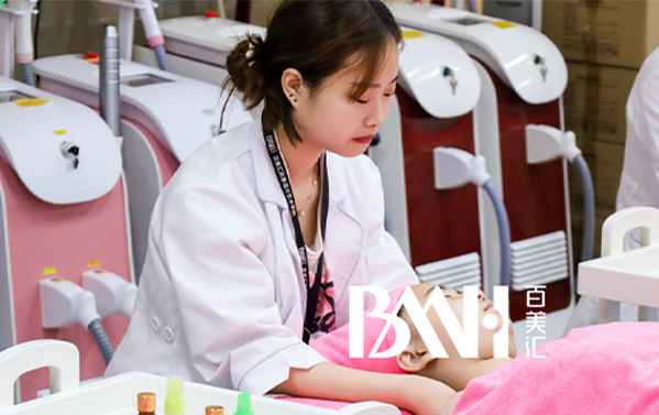 零基础学美容｜想入行美容师的小伙伴看过来
